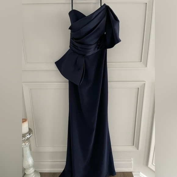 Fitted  Strapless Gown with Ruffled Detail in Navy Blue - Picture 4 of 10